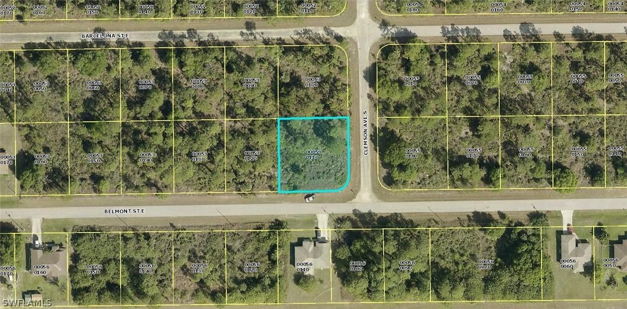 1027 Belmont St., Lehigh Acres, FL 33974