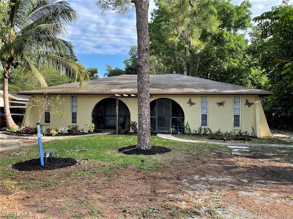 10897/899 Goodwin St., Bonita Springs, FL 34135