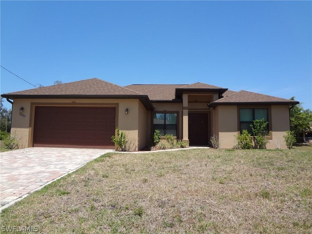2923 NW 11th St., Cape Coral, FL 33993