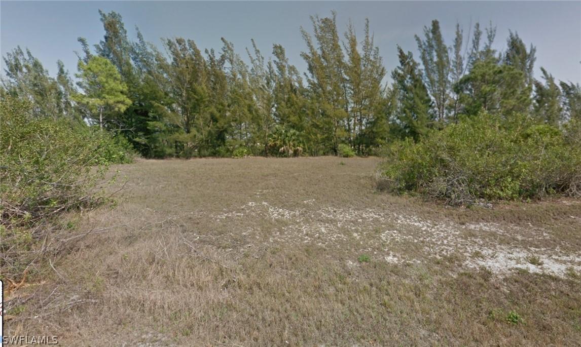 2709 NW 22nd Pl., Cape Coral, FL 33993