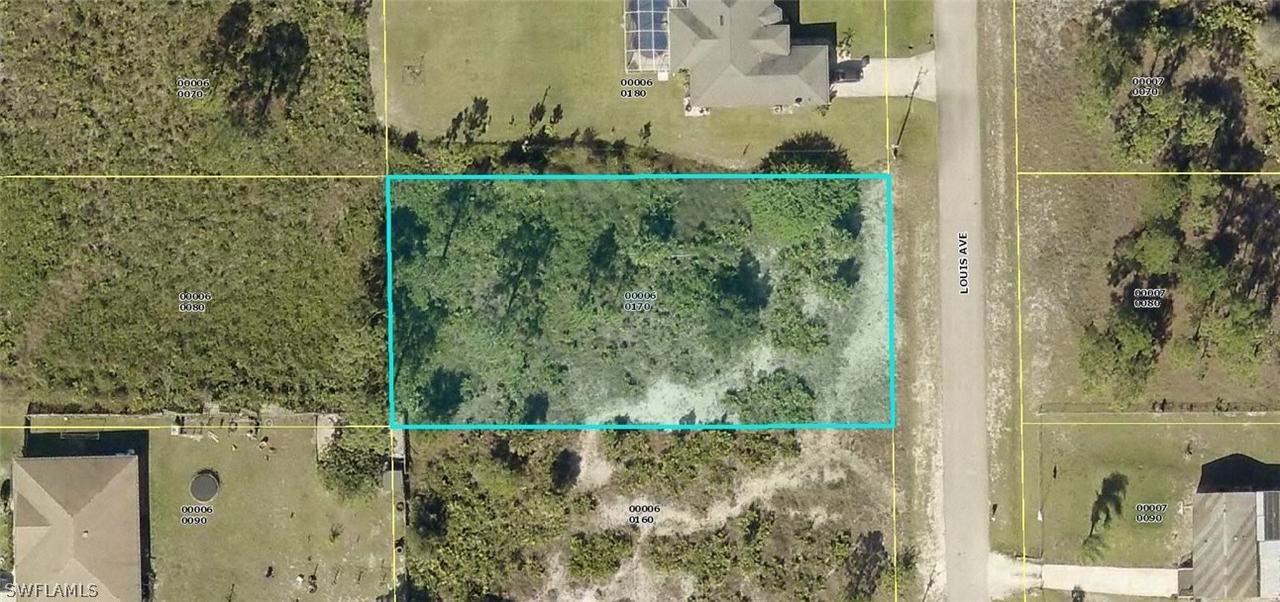 409 Louis Ave., Lehigh Acres, FL 33972
