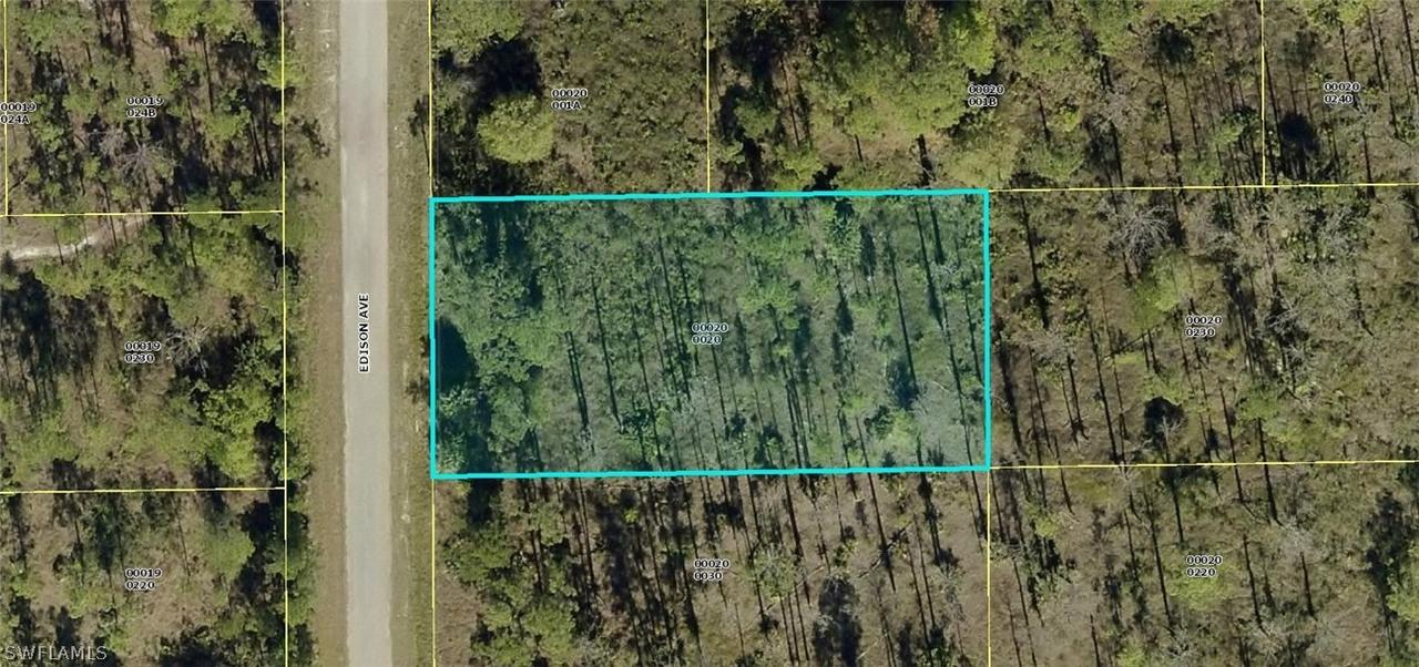 920 Edison Ave., Lehigh Acres, FL 33972