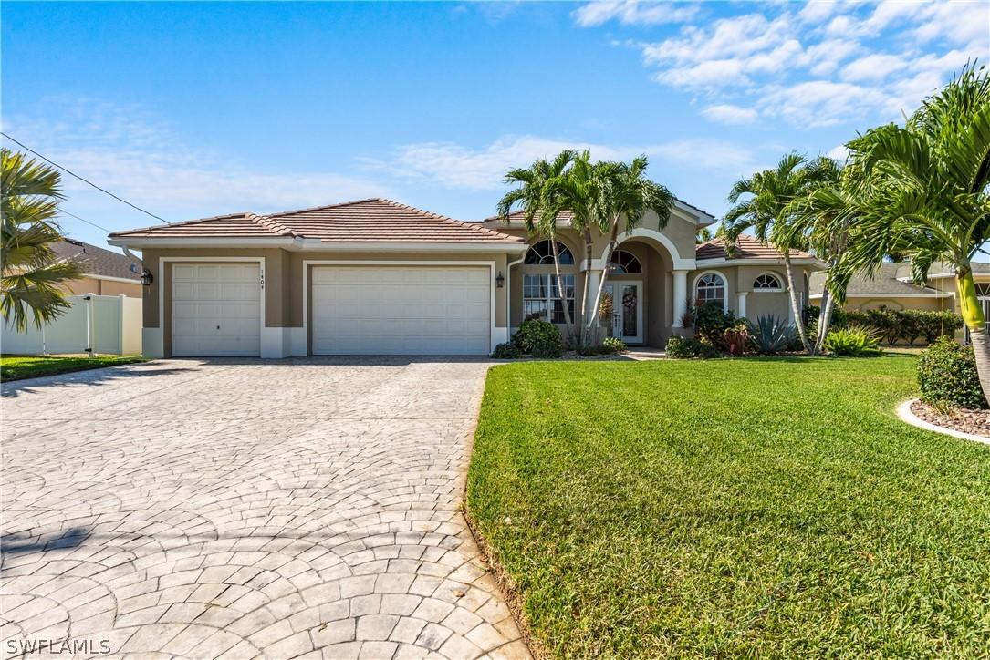 1404 SE 13th Ter., Cape Coral, FL 33990