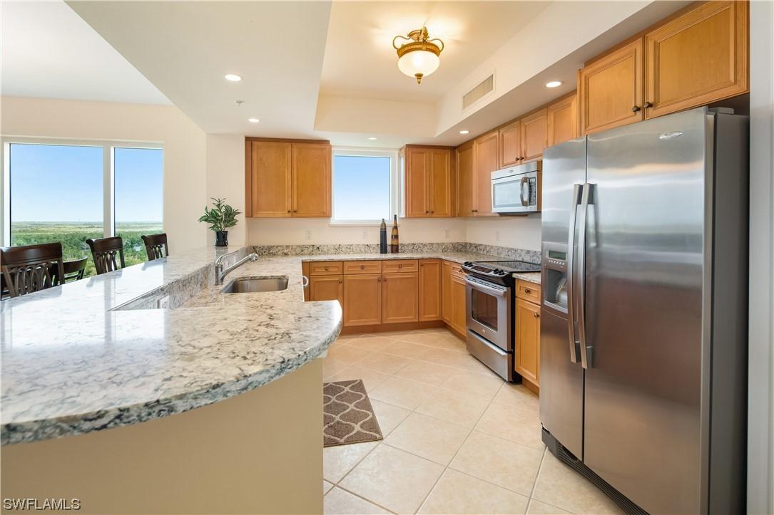 1065 Borghese Ln. #606, Naples, FL 34114