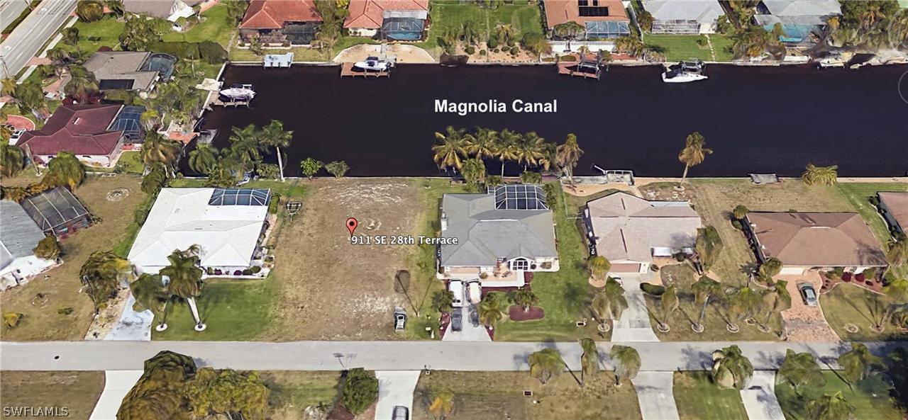 911 SE 28th Ter., Cape Coral, FL 33904