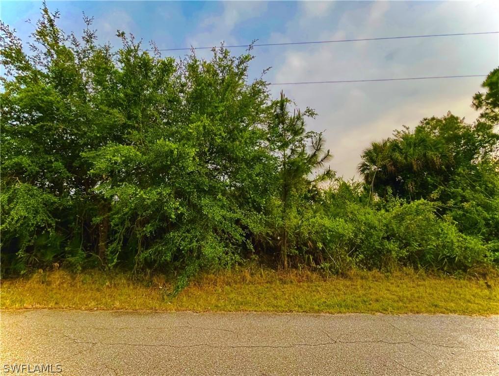 4102 E 13th St., Lehigh Acres, FL 33972