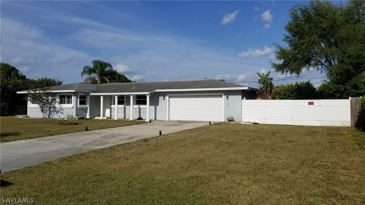 2705 SE 17th Pl., Cape Coral, FL 33904