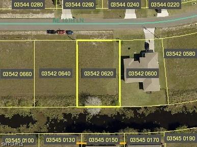 1714 NE 10th Ln., Cape Coral, FL 33909
