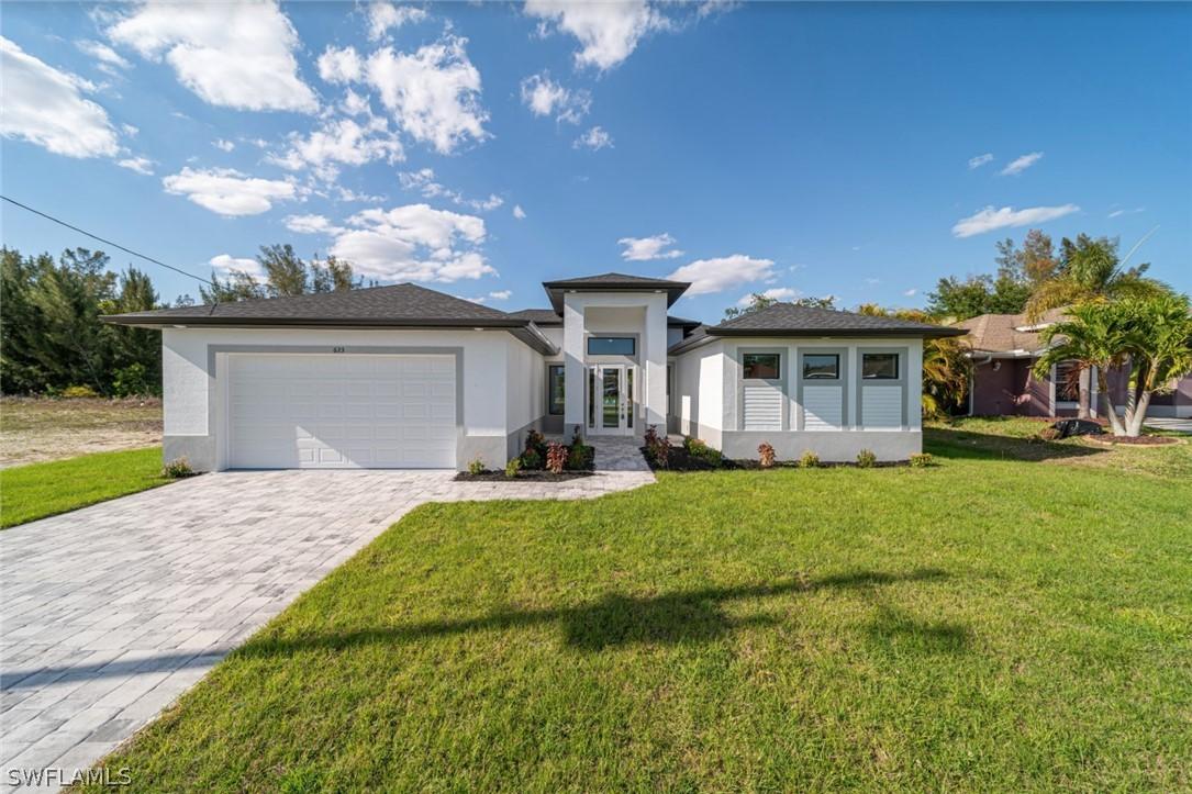 827 SW 28th Ter., Cape Coral, FL 33914