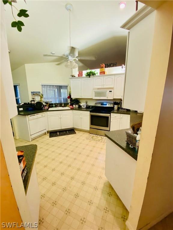 2129 Viscaya Pkwy., Cape Coral, FL 33990