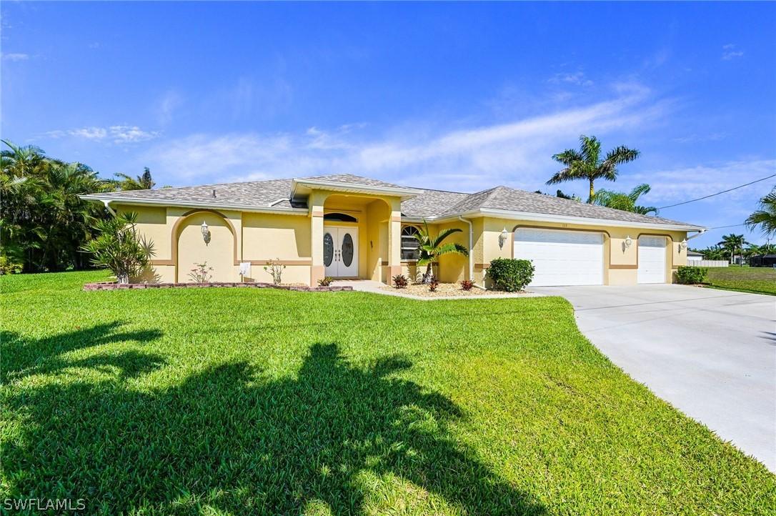 108 SW 38th Pl., Cape Coral, FL 33991