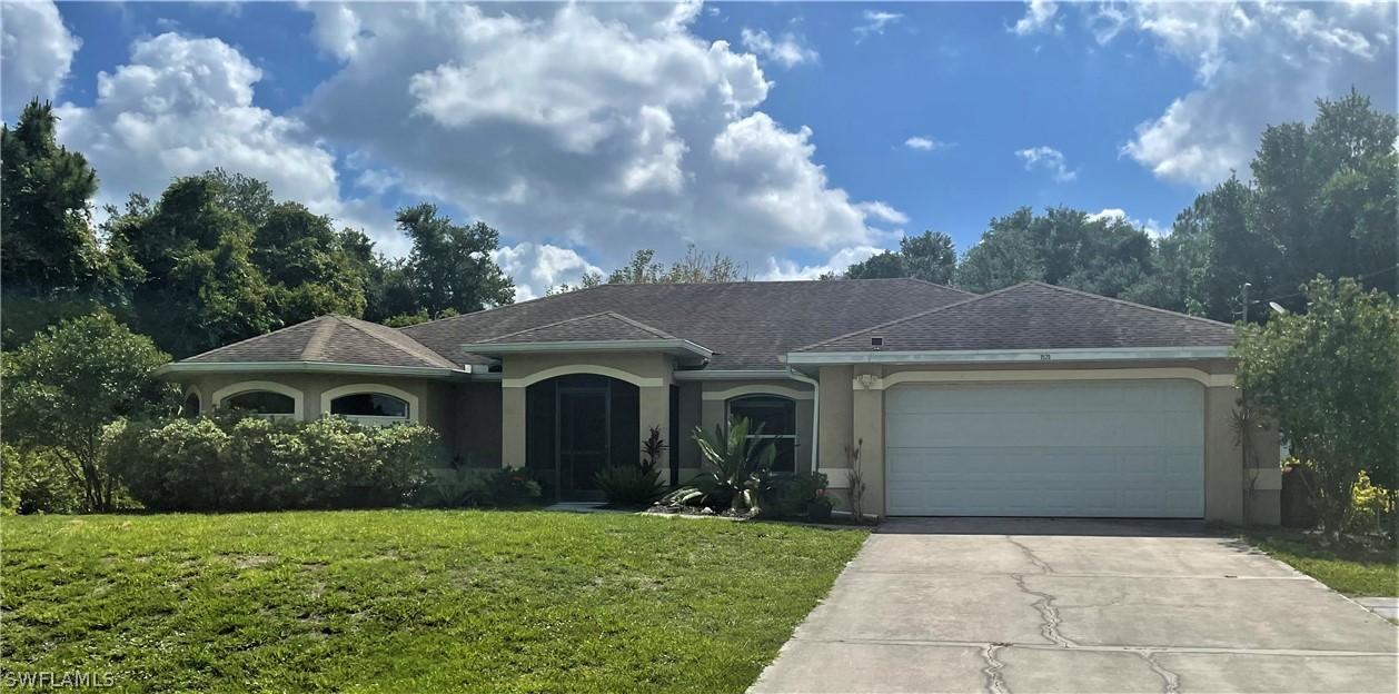 1520 Clayton Ave., Lehigh Acres, FL 33972