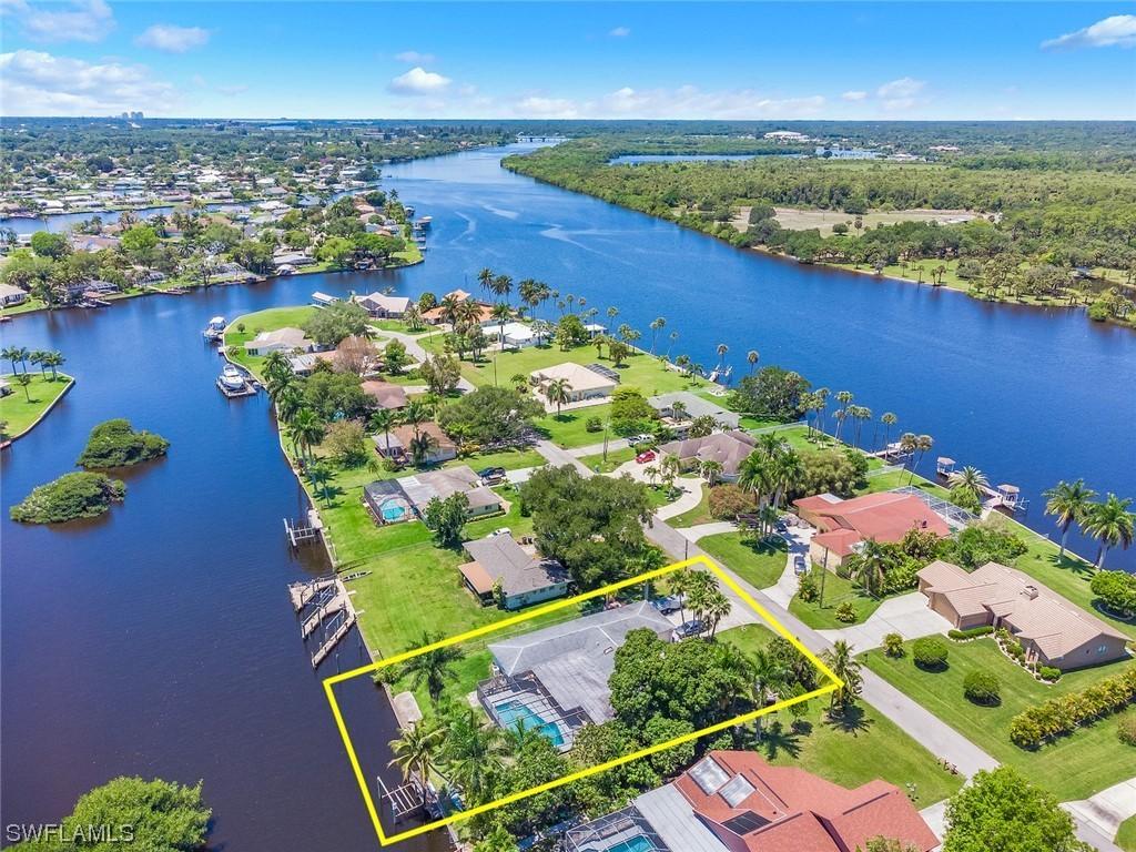 13857 River Forest Dr., Fort Myers, FL 33905