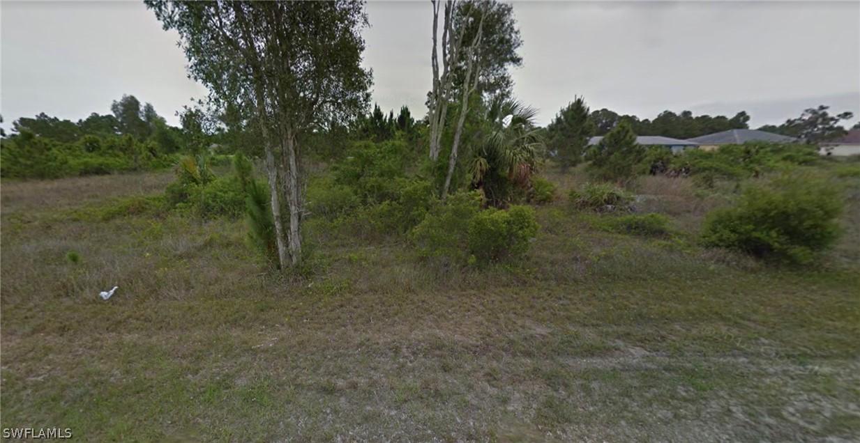 845/847 Bedford Dr., Lehigh Acres, FL 33974