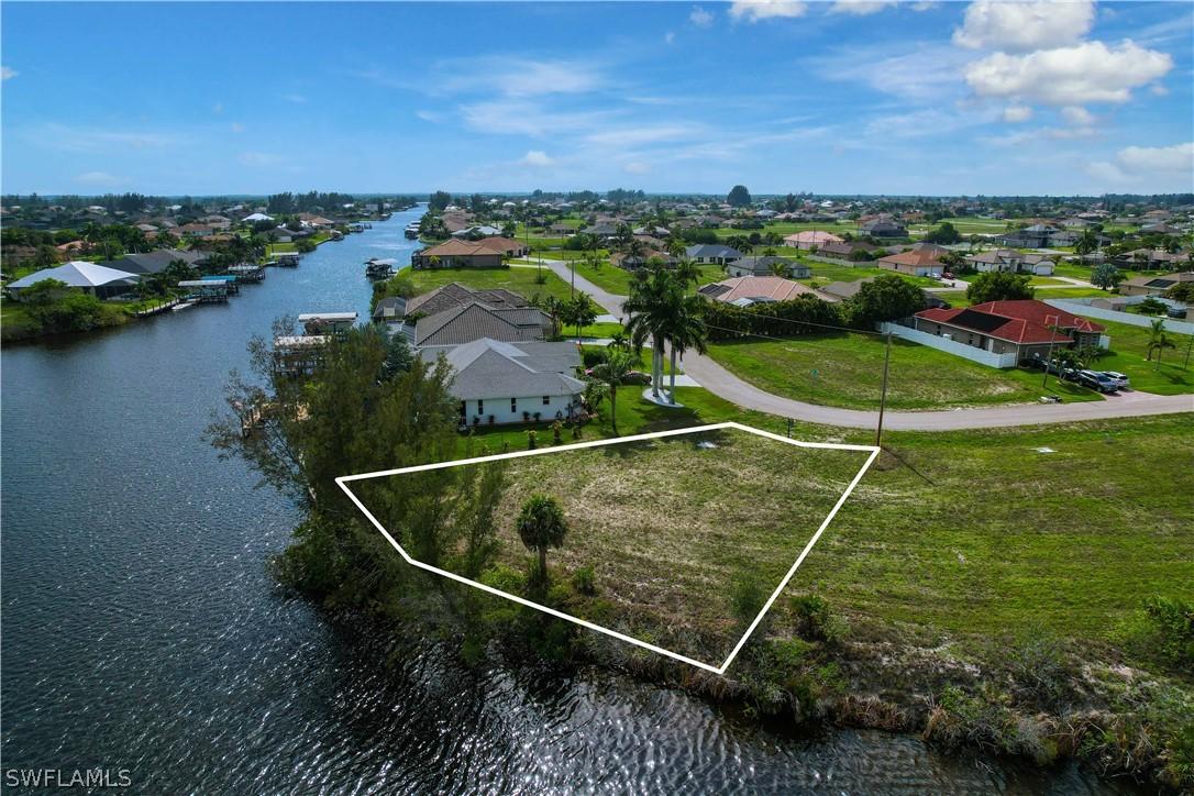 1001 NW 33rd Ave., Cape Coral, FL 33993