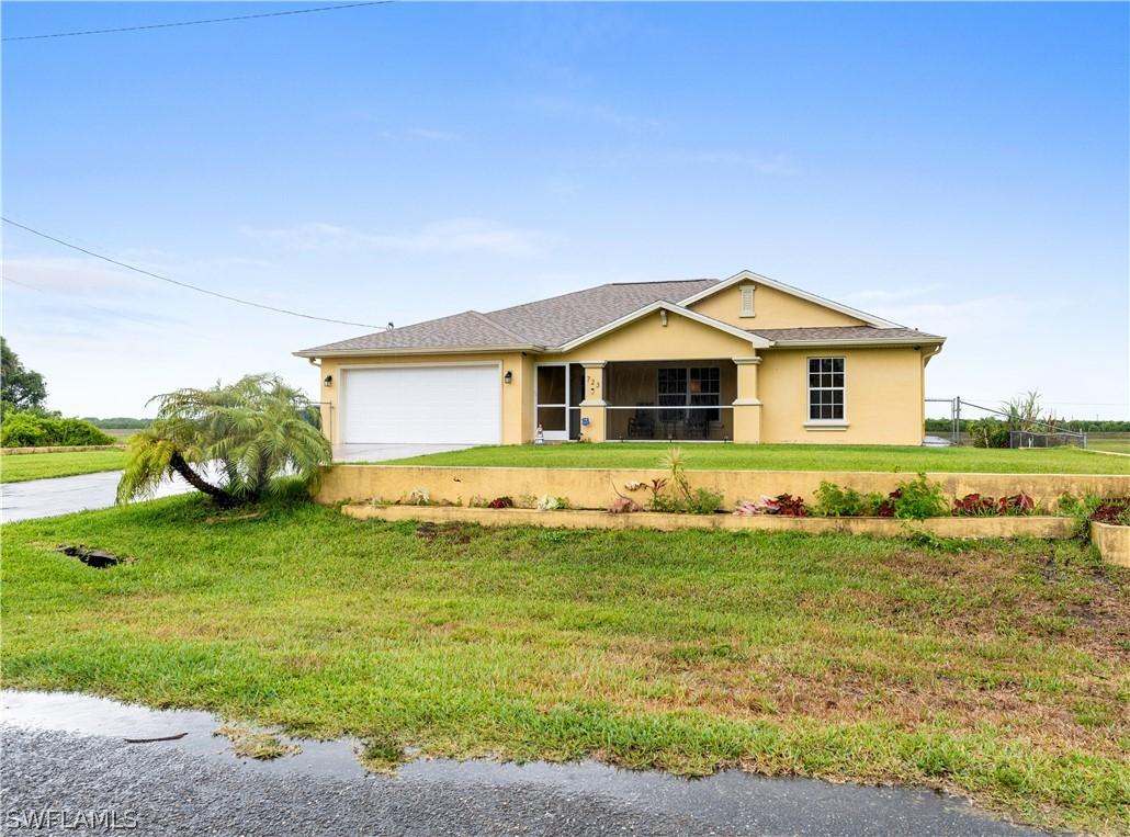 723 Naples Ave., Lehigh Acres, FL 33974