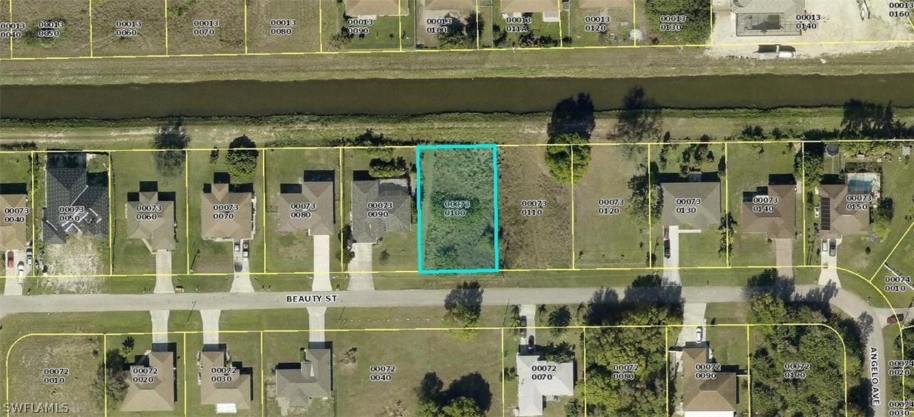 5318 Beauty St., Lehigh Acres, FL 33971