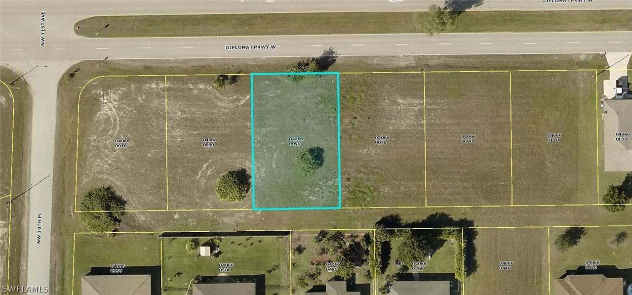 2926 Diplomat Pkwy., Cape Coral, FL 33993