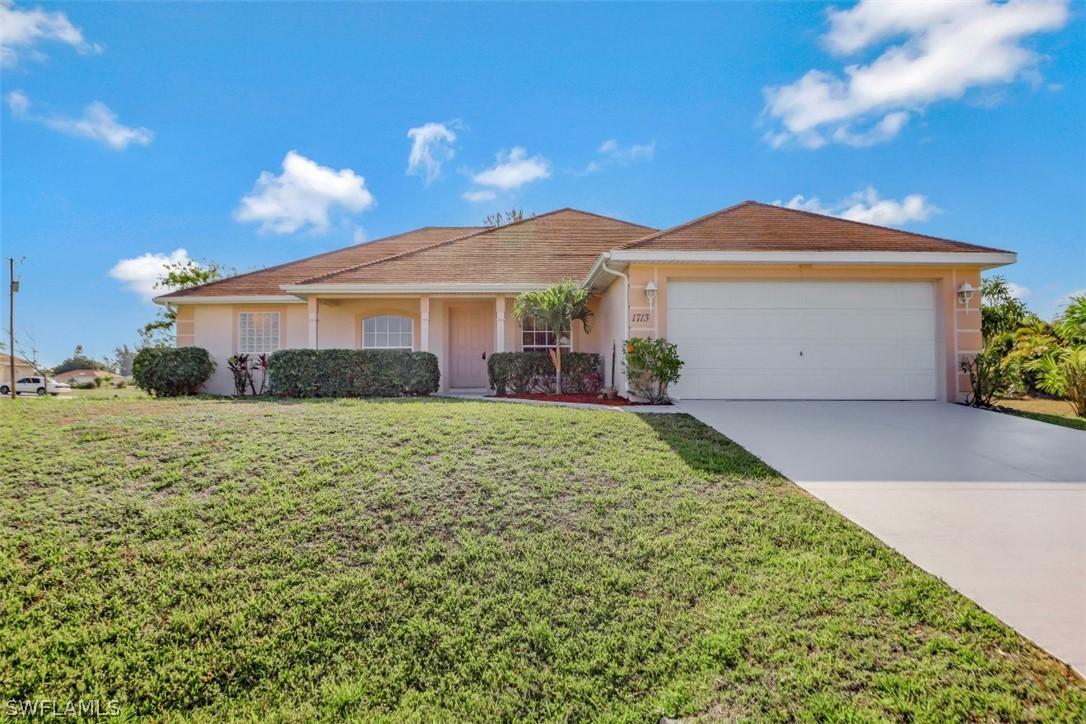 1713 NW 3rd Pl., Cape Coral, FL 33993