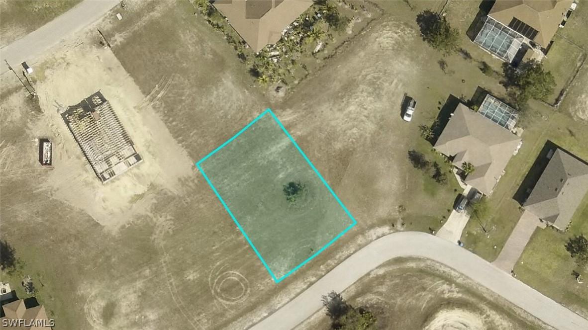 631 NW 29th Ter., Cape Coral, FL 33993