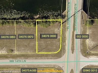 2415 NW 14th Ln., Cape Coral, FL 33993