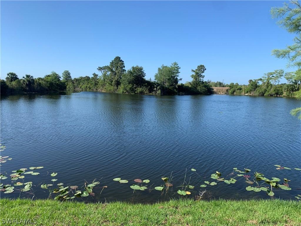 1168 NE 44th Ln., Cape Coral, FL 33909