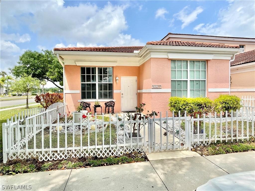 3841 Schoolhouse Rd. #1, Fort Myers, FL 33916
