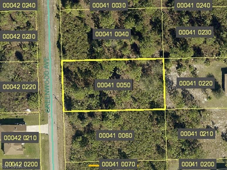 1116 Greenwood Ave., Lehigh Acres, FL 33972