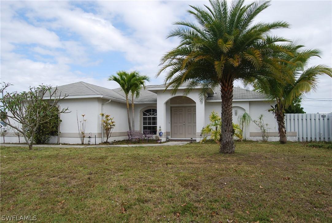 203 Nicholas Pkwy., Cape Coral, FL 33990
