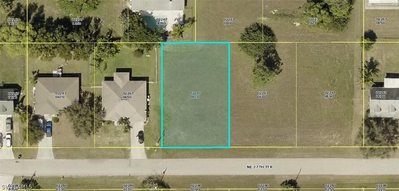 2103 NE 27th Ter., Cape Coral, FL 33909