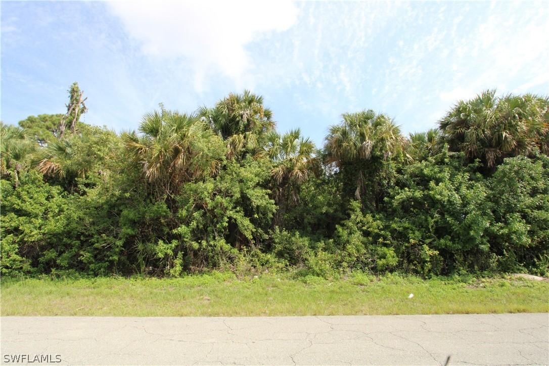 316 Lincoln Blvd., Lehigh Acres, FL 33936