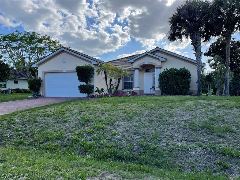 27330 Rue De Paix Rd., Bonita Springs, FL 34135