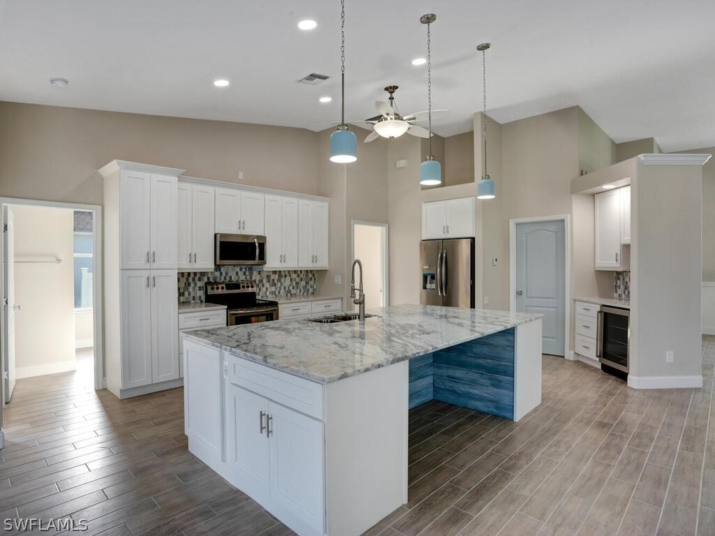 1921 SW 29th Ter., Cape Coral, FL 33914