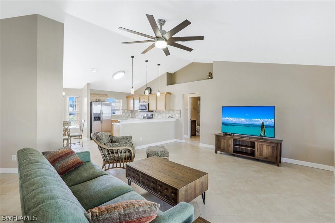 2327 SW 19th Ave., Cape Coral, FL 33991