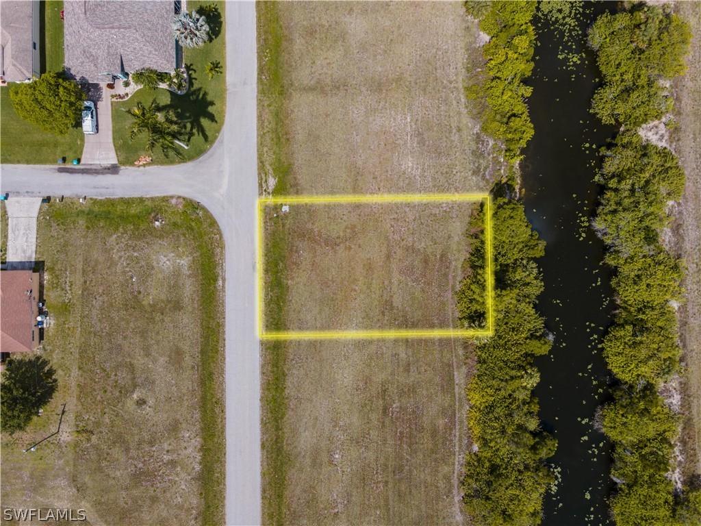 903 NE 23rd St., Cape Coral, FL 33909