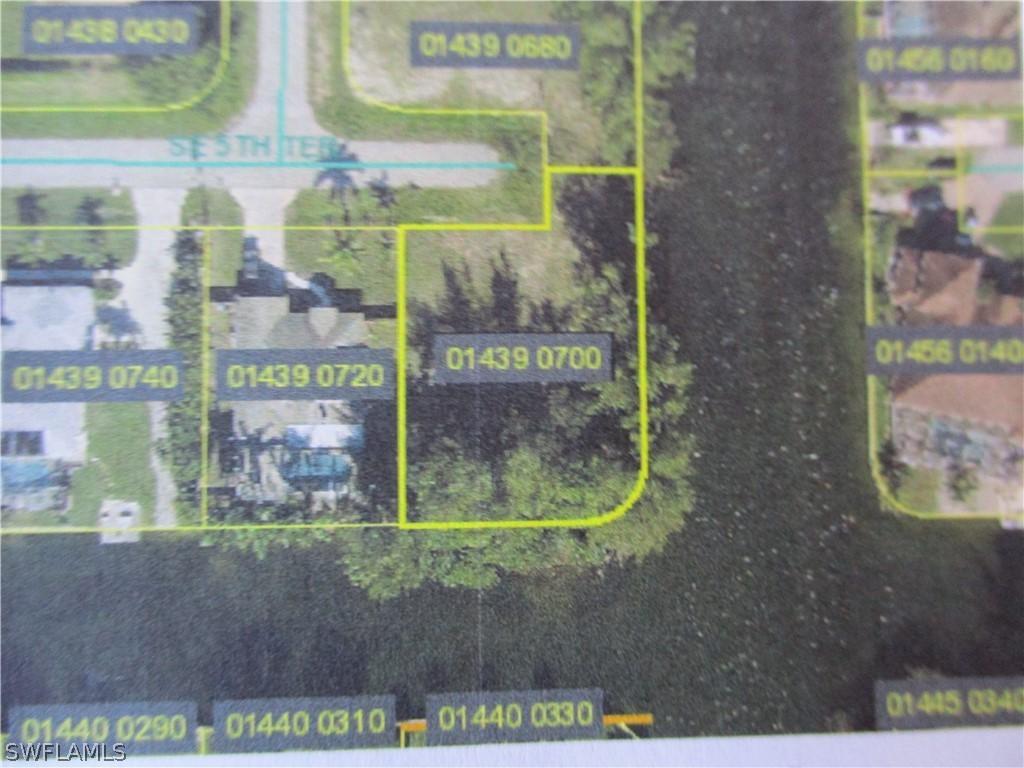 1304 SE 5th Ter., Cape Coral, FL 33990