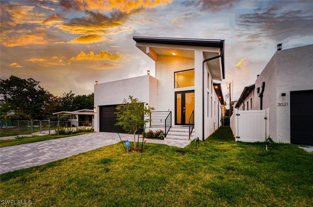 3013 Lunar St., Naples, FL 34112