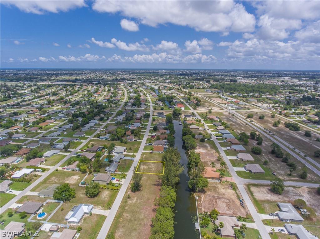 1123 SW 8th Ct., Cape Coral, FL 33991