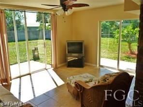 930 SE 26th Ter., Cape Coral, FL 33904