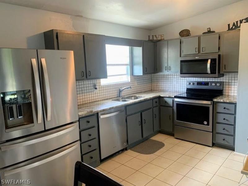 823 NE 18th St., Cape Coral, FL 33909