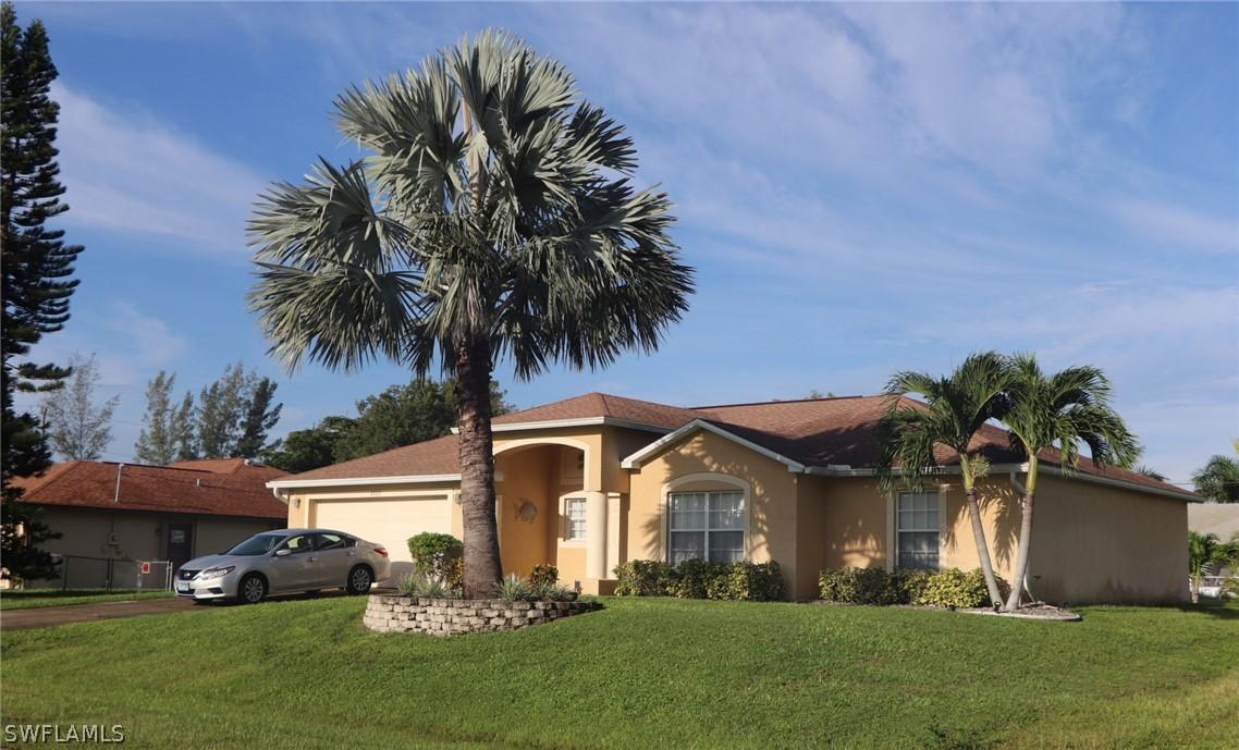2722 SW 2nd Ct., Cape Coral, FL 33914