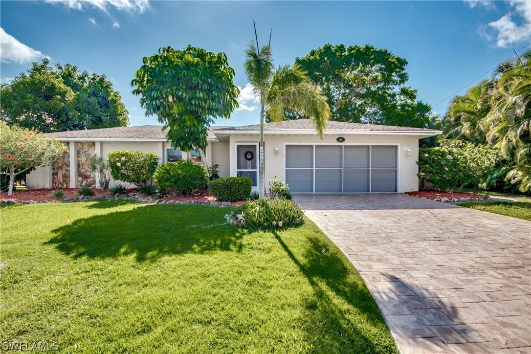 3035 SE 5th Pl., Cape Coral, FL 33904