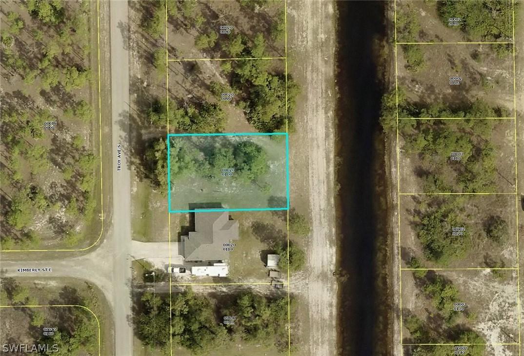 721 Troy Ave., Lehigh Acres, FL 33974