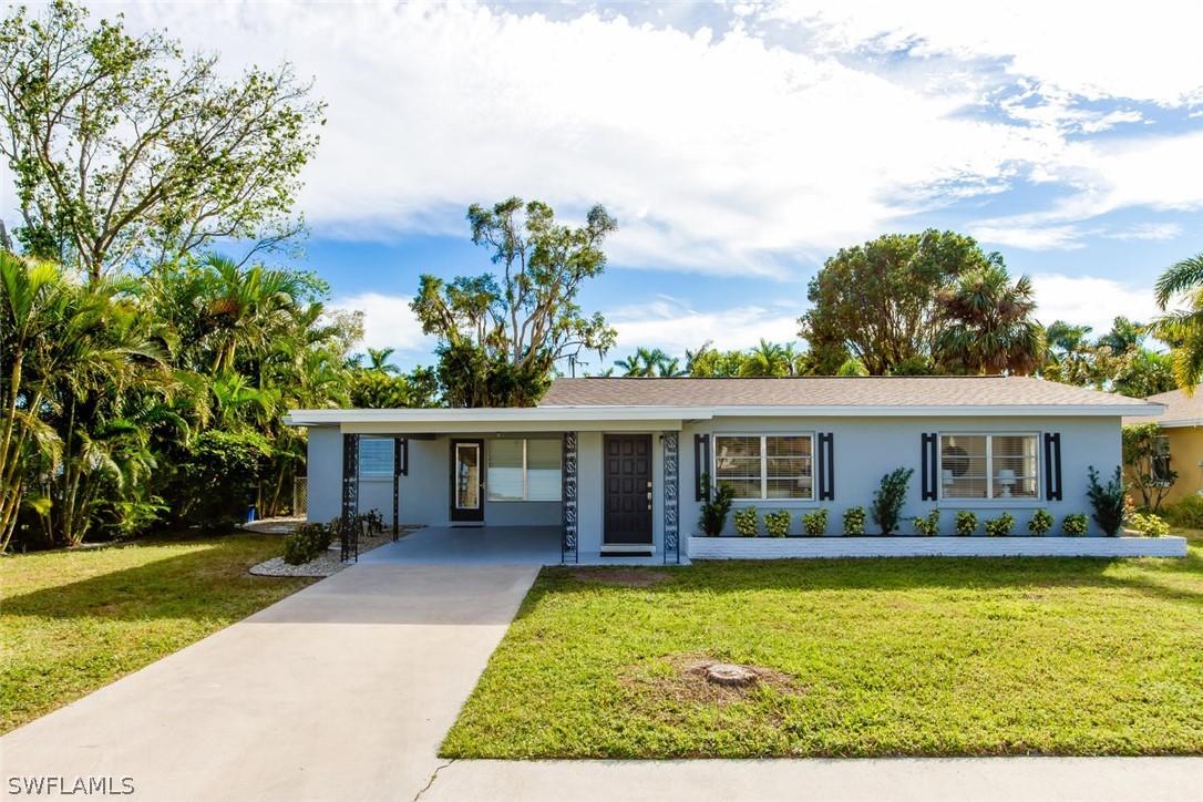 5521 Shaddelee Ln., Fort Myers, FL 33919