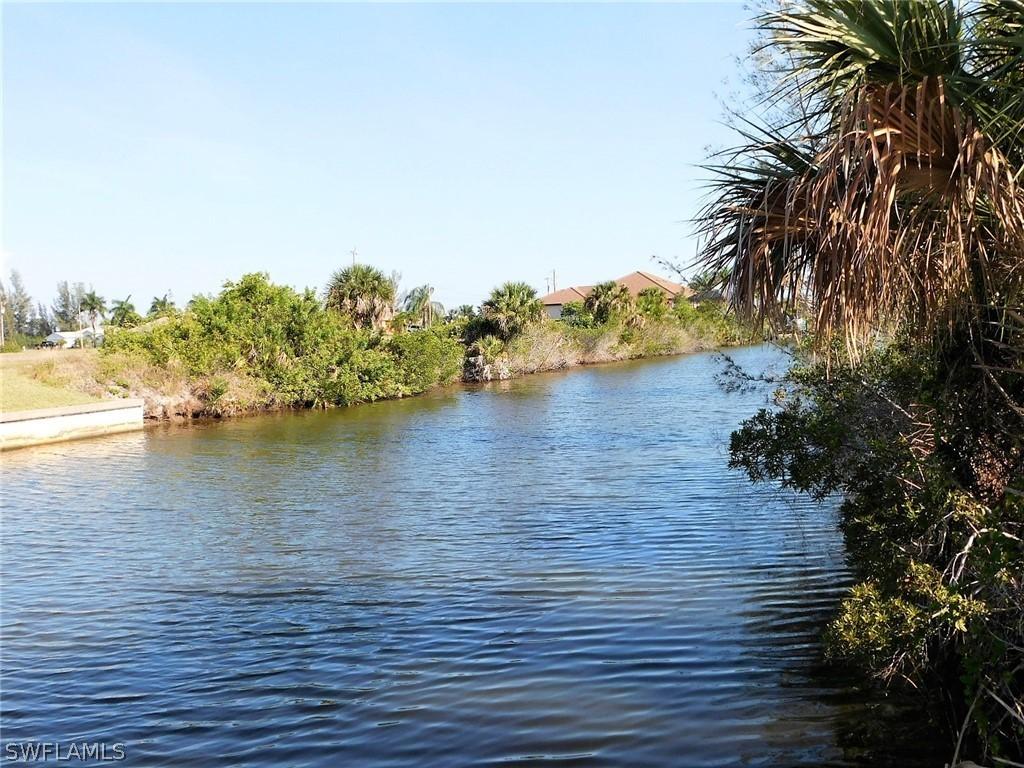 1909 NW 34th Pl., Cape Coral, FL 33993