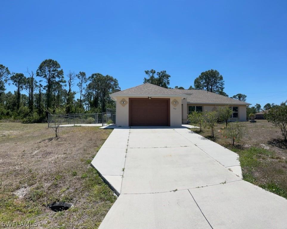 1052 Barcelona St., Lehigh Acres, FL 33974