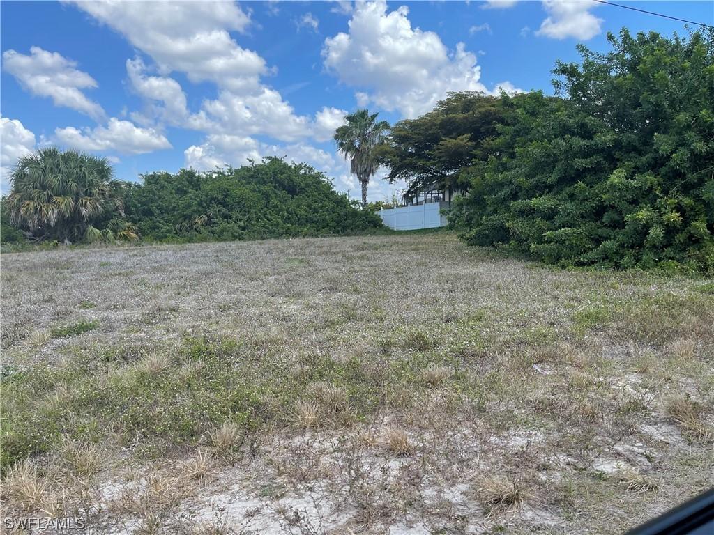 1511 NW 8th Ter., Cape Coral, FL 33993