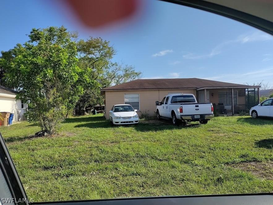 128 Stetson St., Lehigh Acres, FL 33936