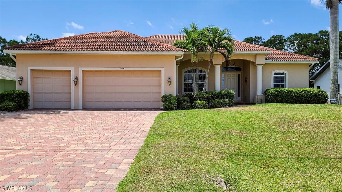 1216 SW 16th Ter., Cape Coral, FL 33991