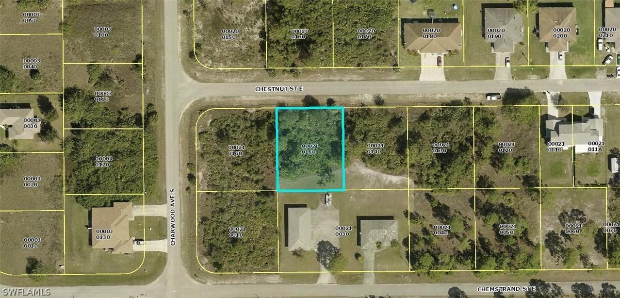 658 Chestnut St., Lehigh Acres, FL 33974